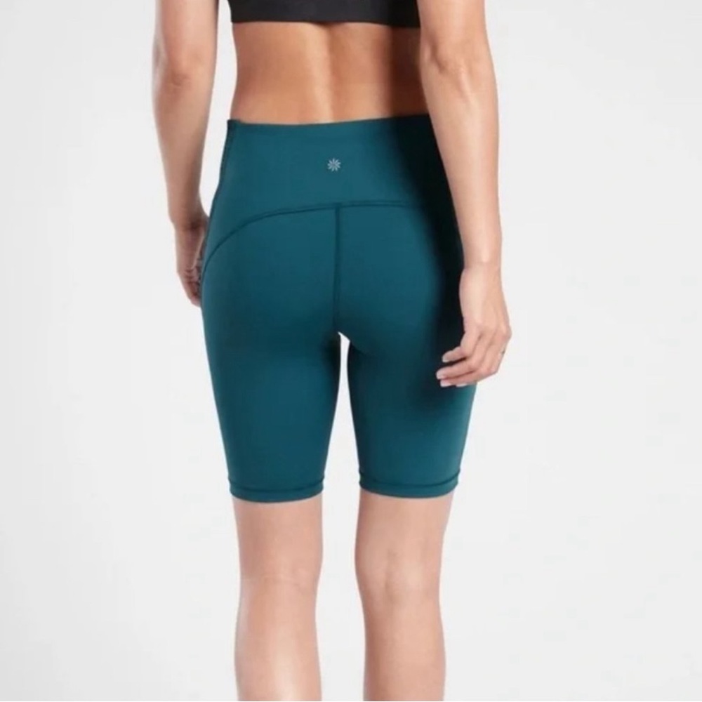 ATHLETA ~ High Rise HIIT 9'' Bike Shorts